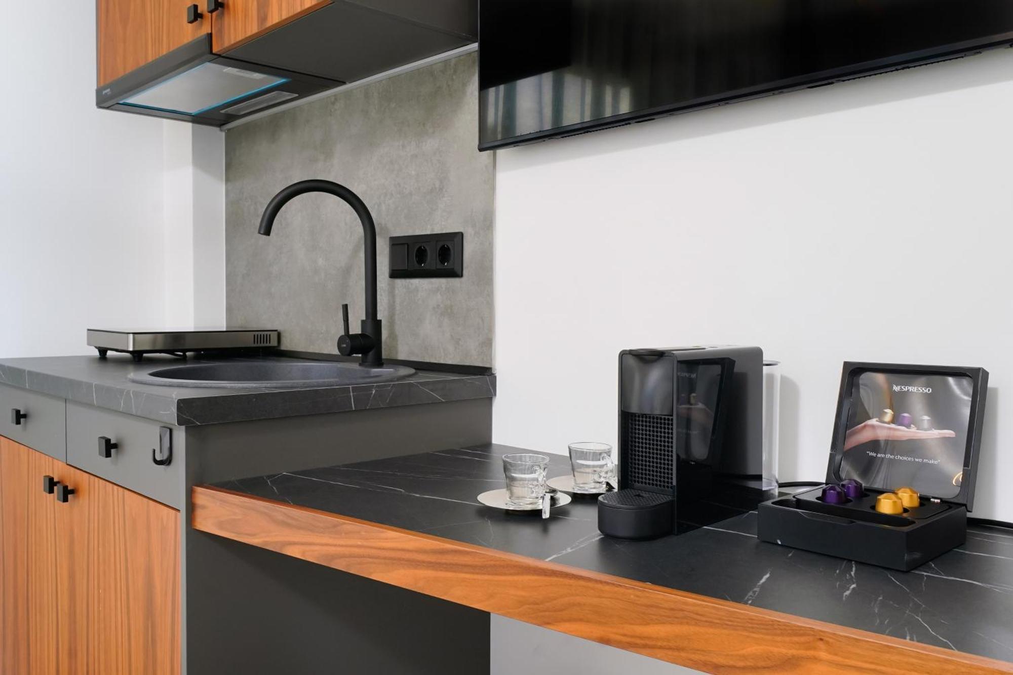 Nuevo Suites Лименас Екстериор снимка